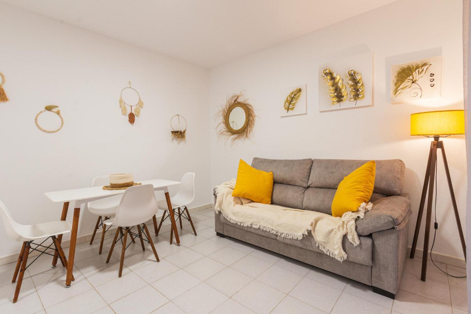 Menabrea Holiday House Near The Beach And Airport Santa Pola Buitenkant foto